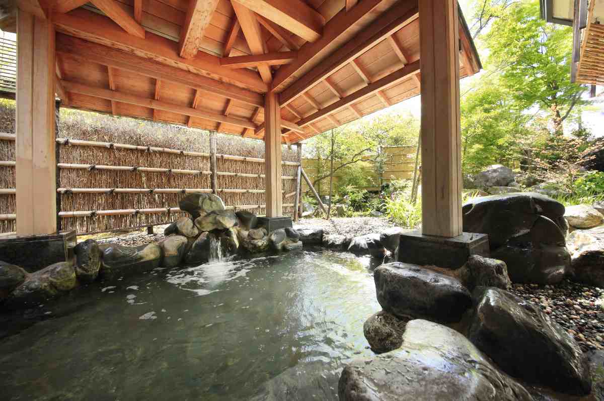 Iwanumaya Onsen