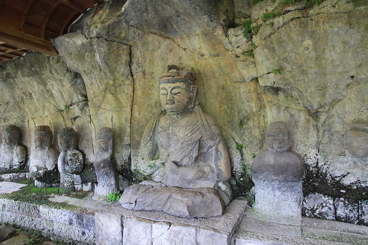 Usuki Magaibutsu Stone Buddhas