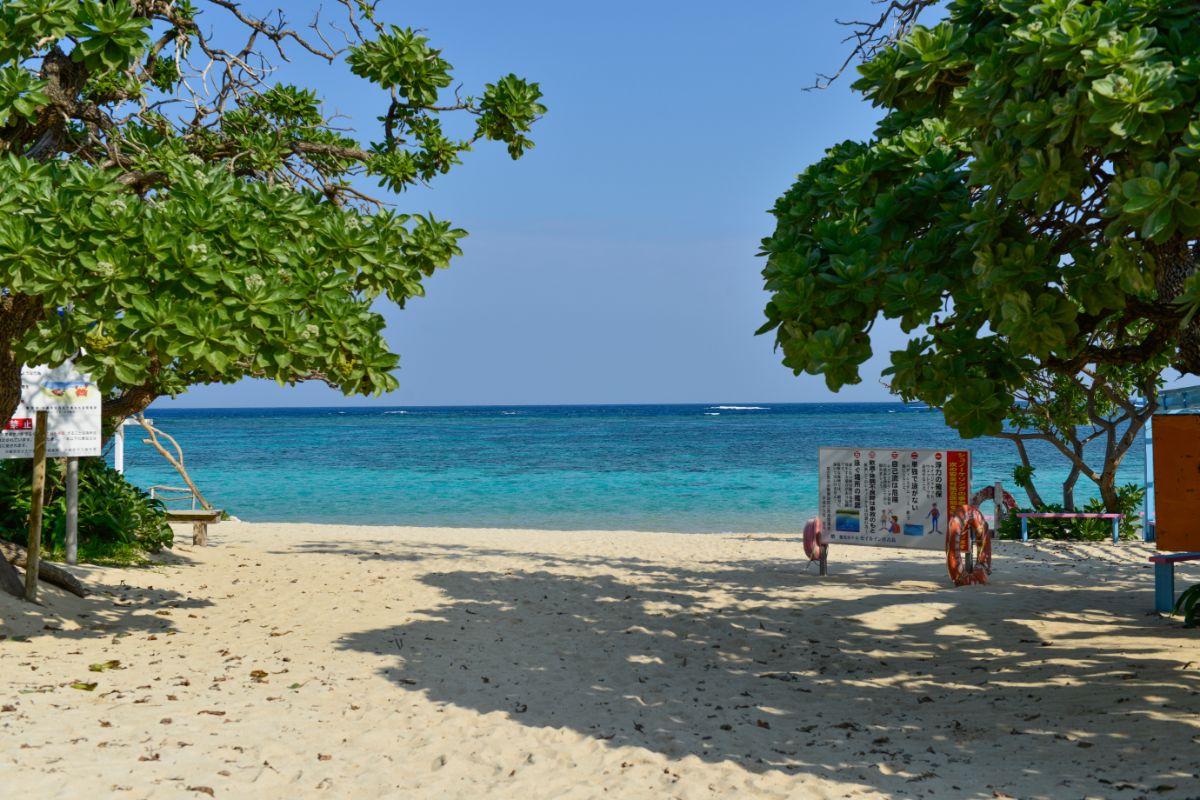 Aragusuku Kaigan Beach