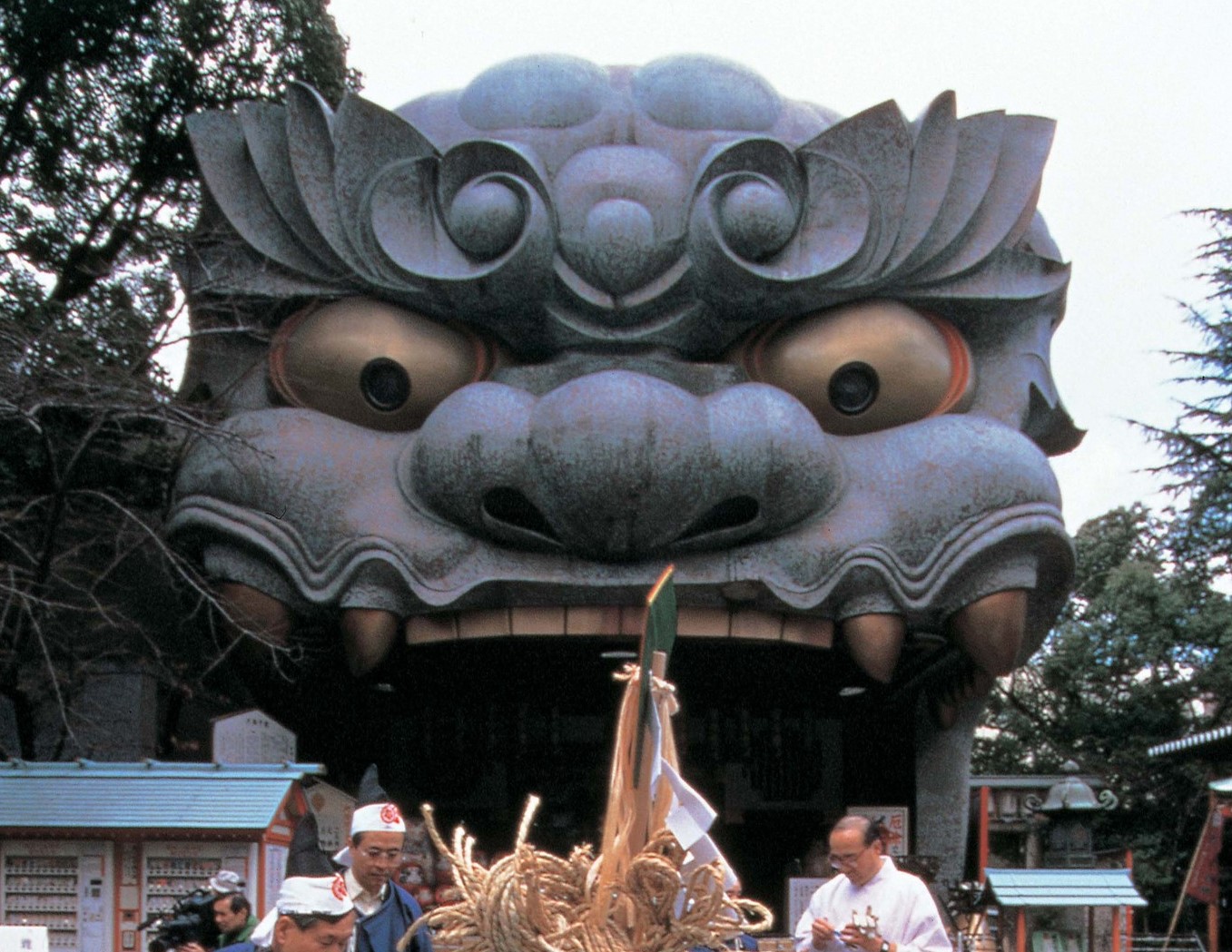 Namba Yasaka Jinja Shrine