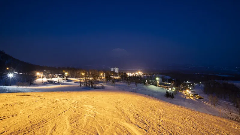 niseko_village_ski_resort