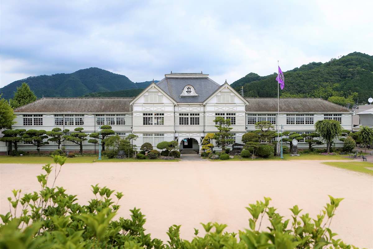 Kyusenkyojin Junior High School（Kuse Espace Land）