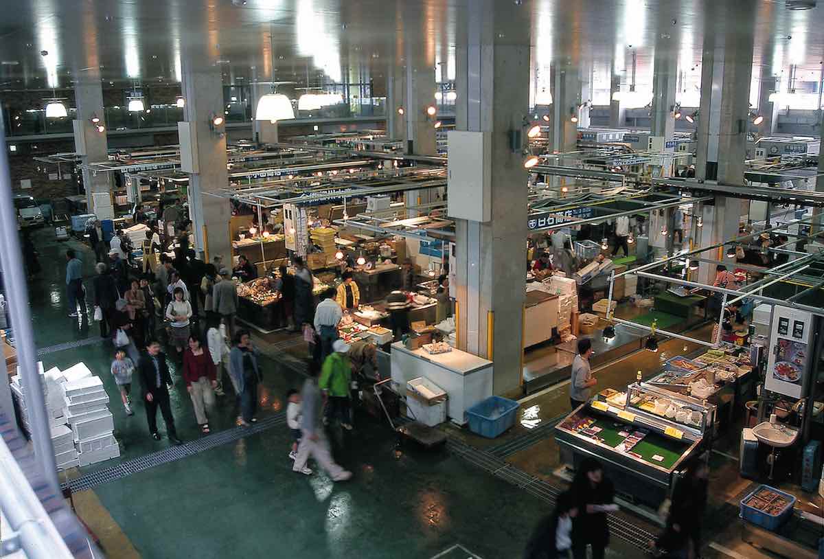 Karato Ichiba Market