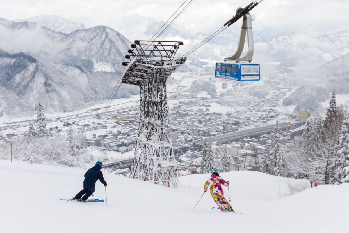 Yuzawa Kogen Ski Resort and Panorama Park