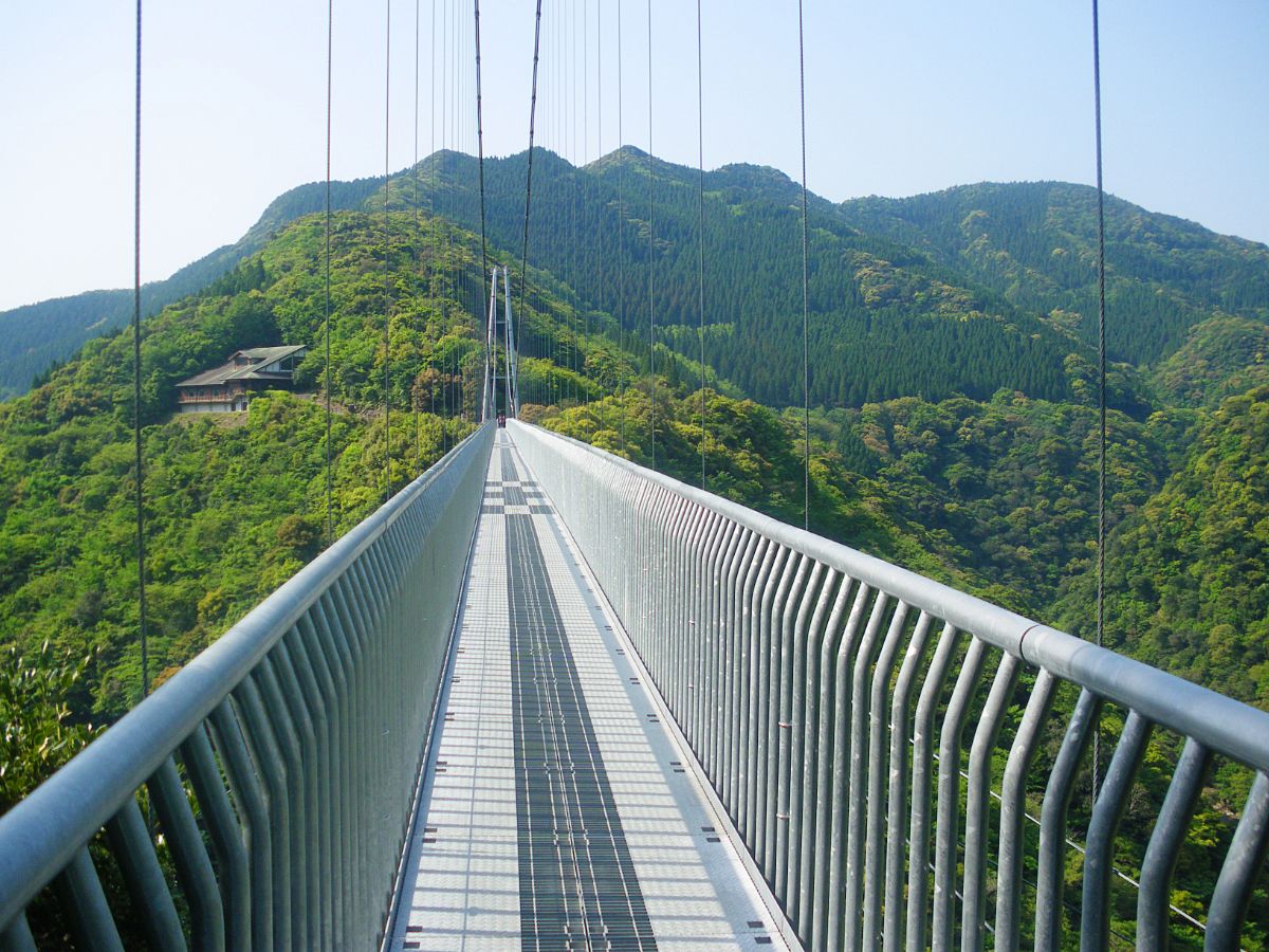 Ayano Teruha Otsuribashi Bridge-3