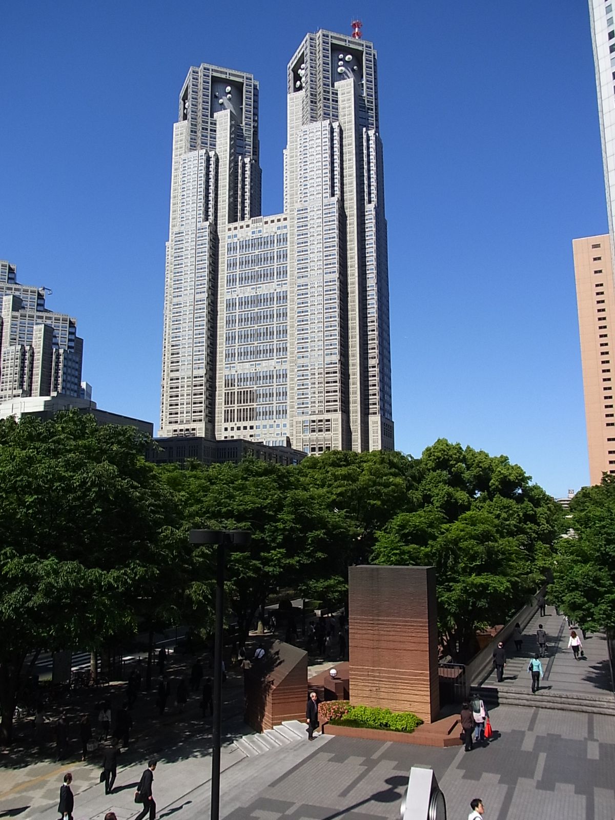 Tokyo Metropolitan Government Building-1