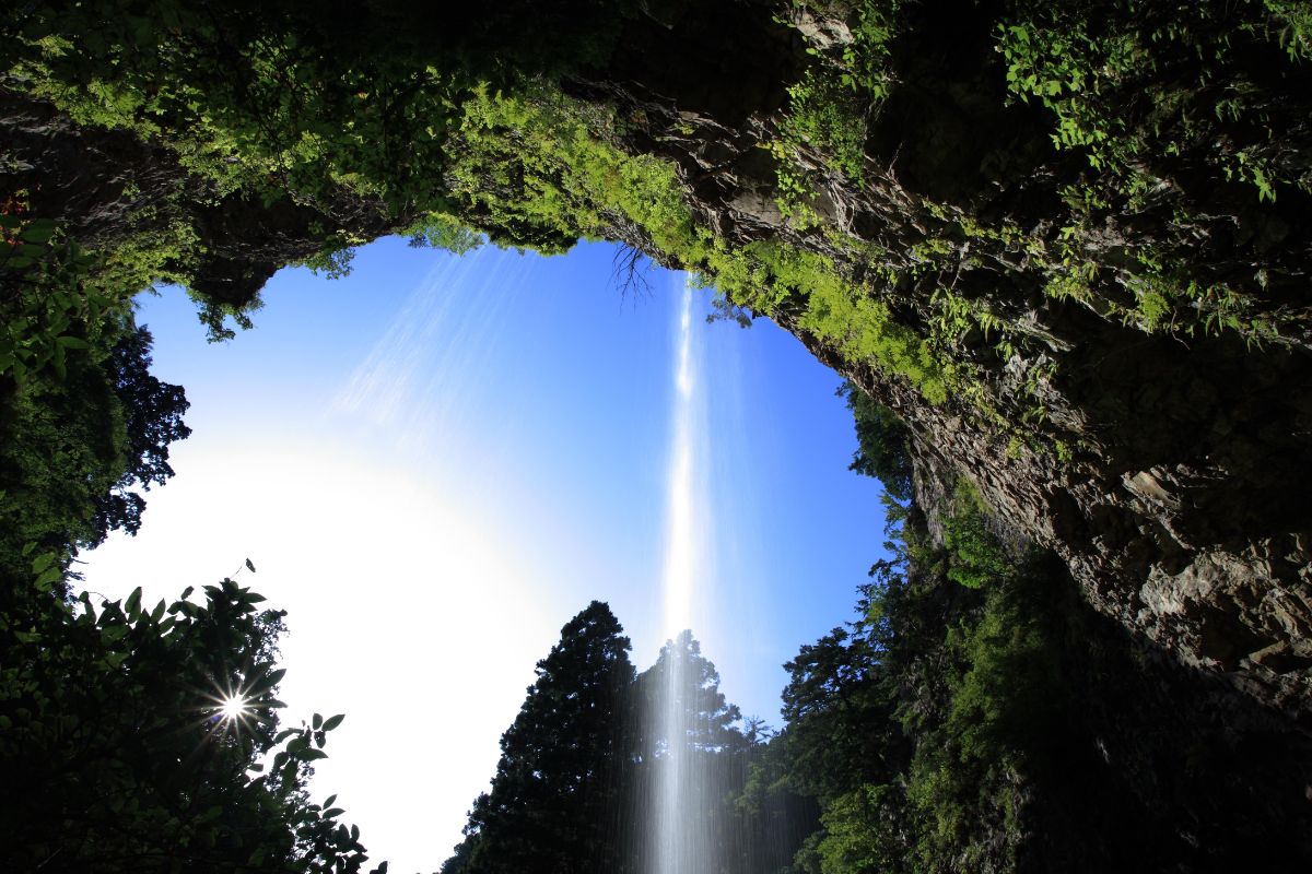 Dangyo no Taki Waterfalls