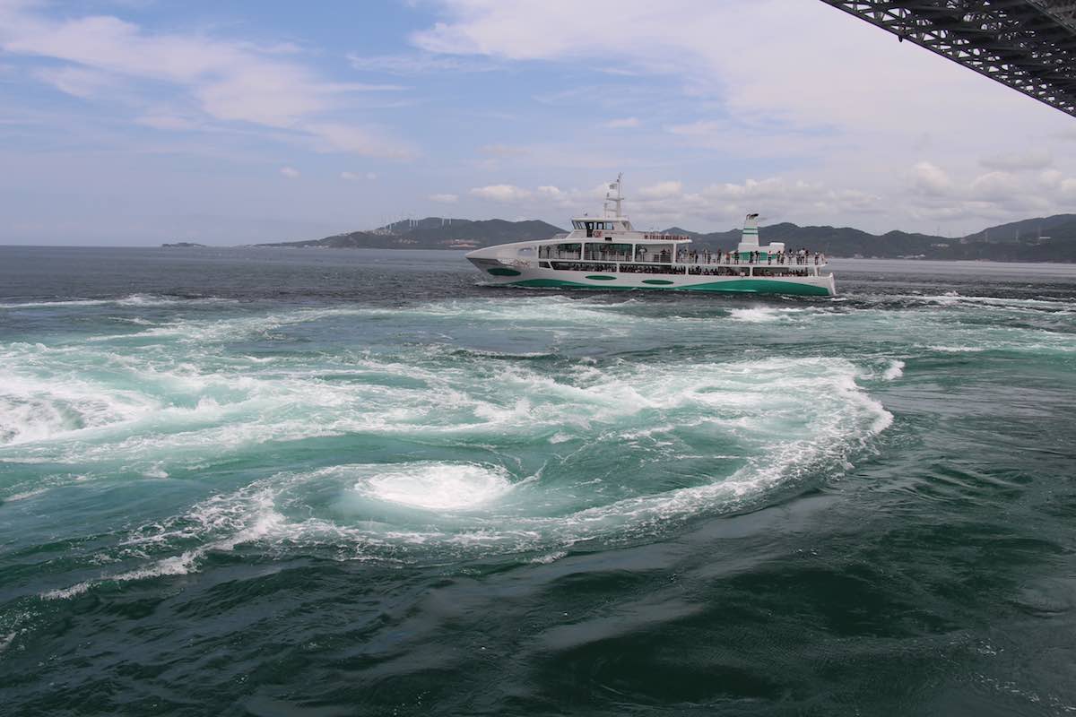 Uzushio Kanchosen Whirlpool Sightseeing Boats