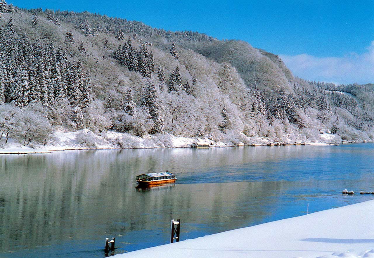 Mogami River Basho Line Descent