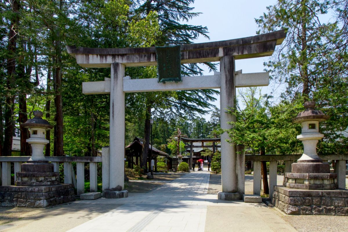 Uesugi Jinja Shrine