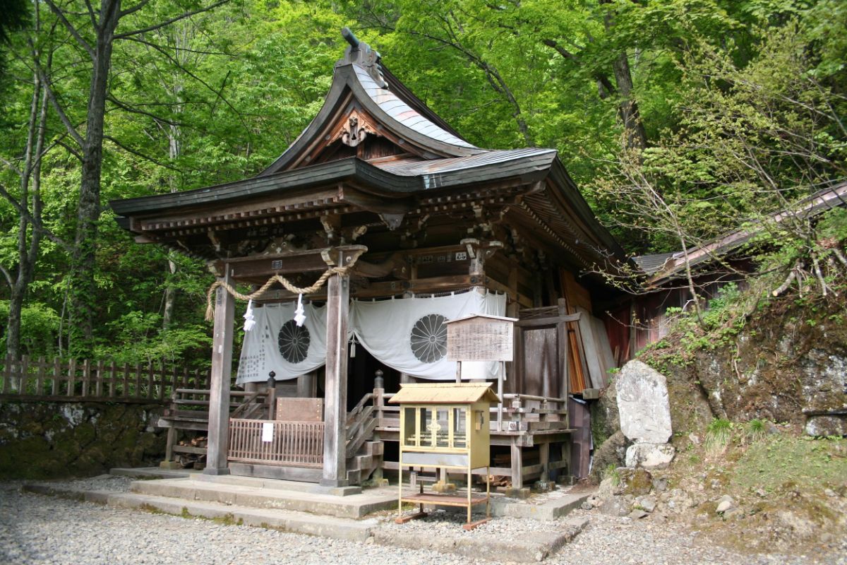 Togakushi Jinja Shrine-5