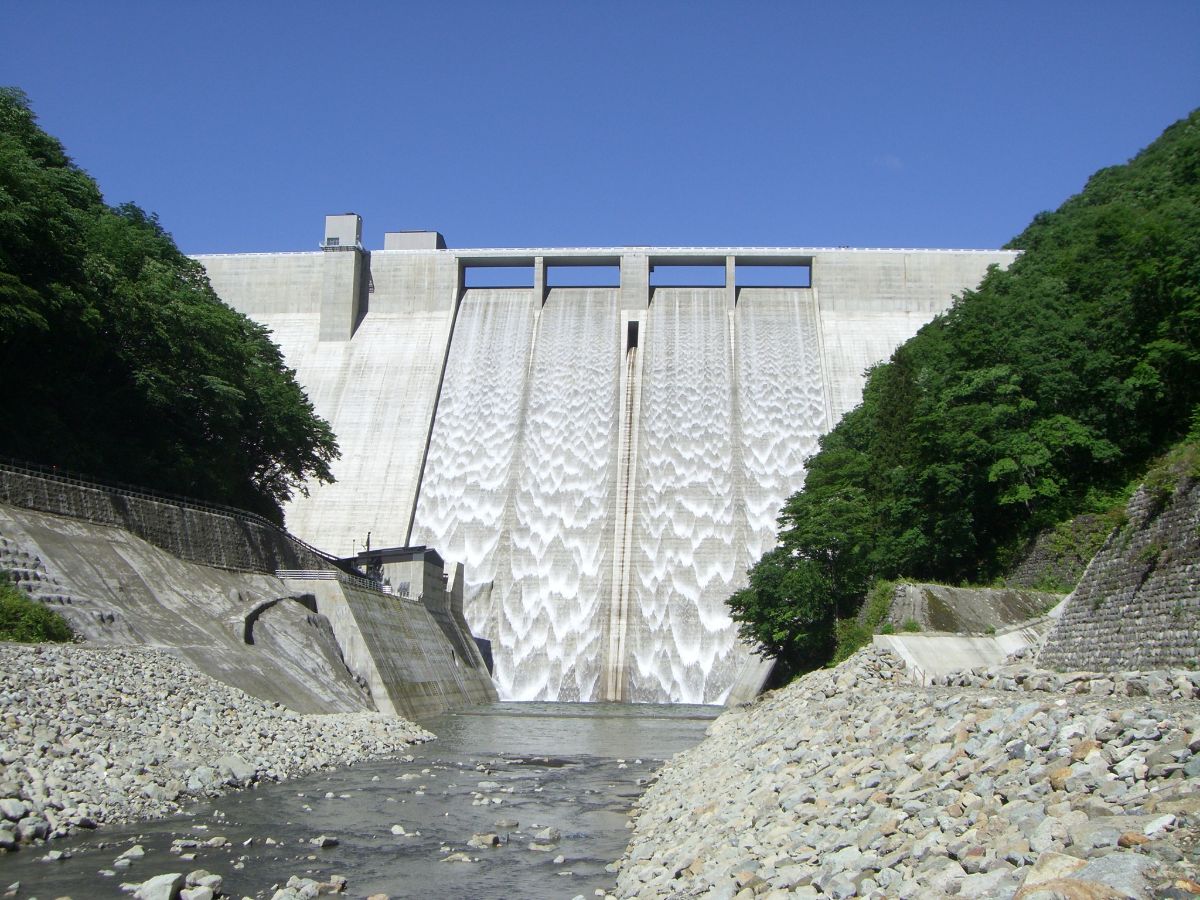 Yunishigawa Dam