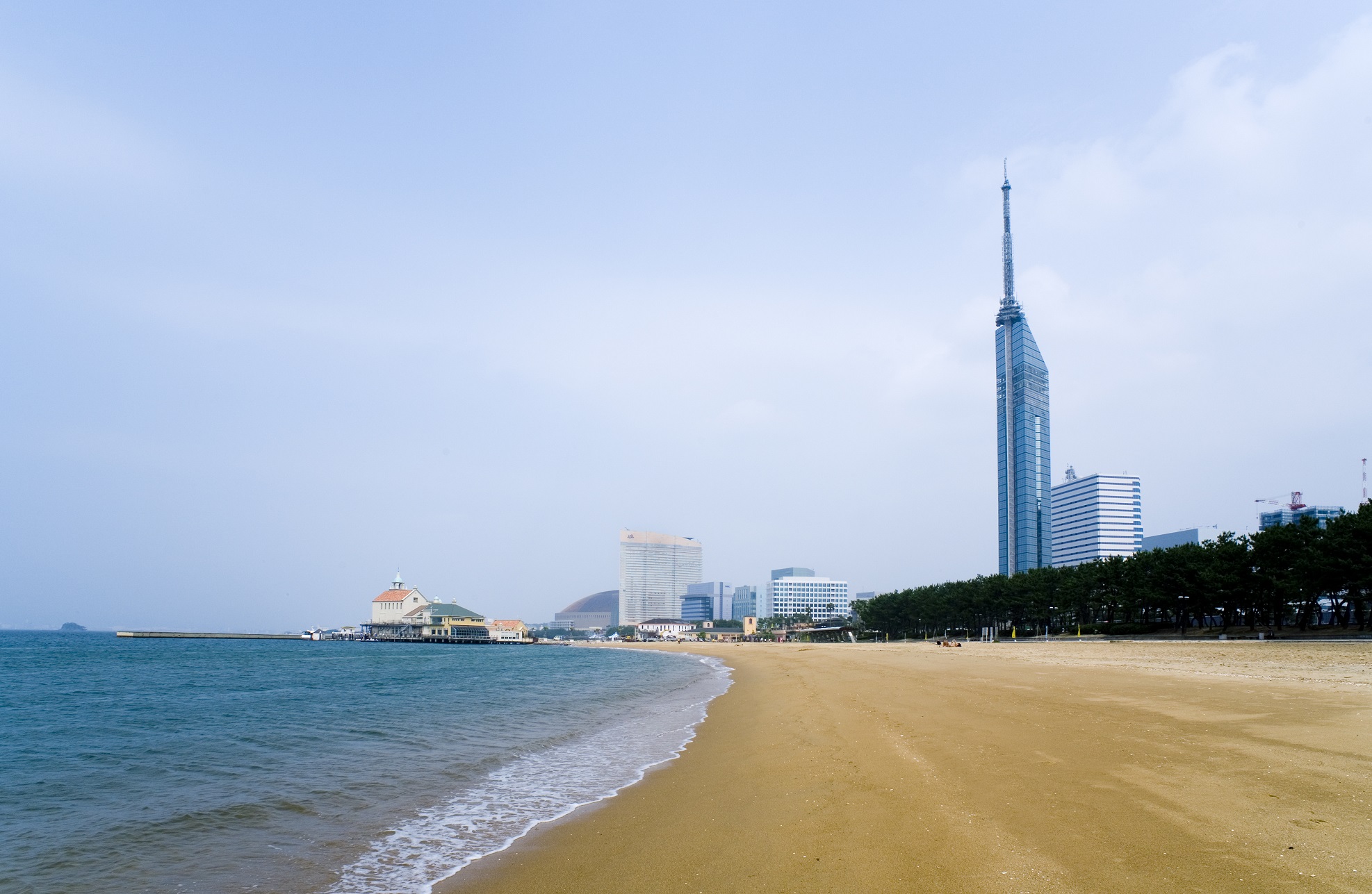 Seaside Momochi Beach Park